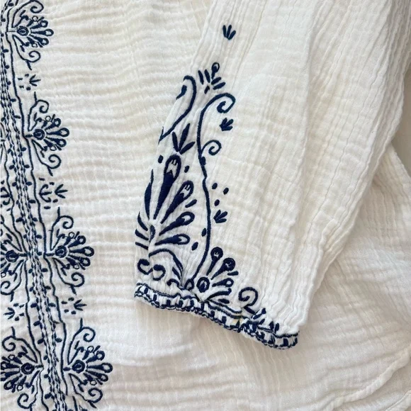 Liverpool white and navy Embroidered top - Picture 2 of 5